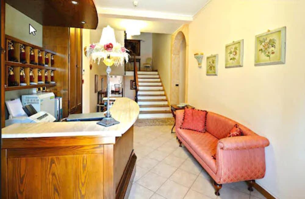 Hotel Raffaello Park 3*